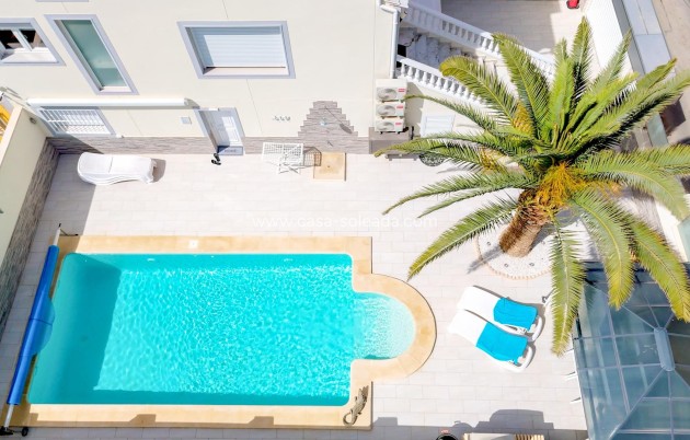 Wiederverkauf - Stadthaus - Torrevieja - Punta Prima