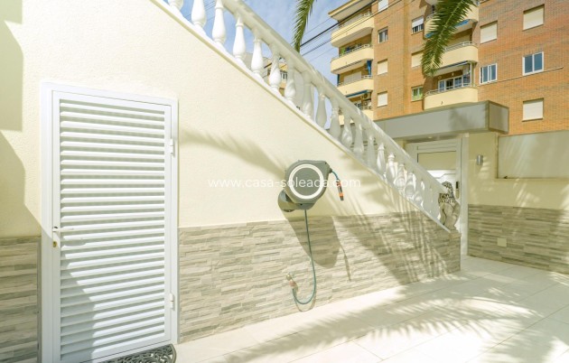 Wiederverkauf - Stadthaus - Torrevieja - Punta Prima