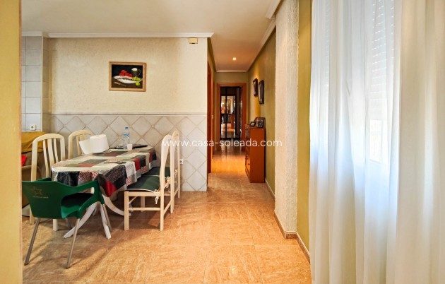 Herverkoop - Villa - Torrevieja