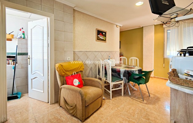 Herverkoop - Villa - Torrevieja