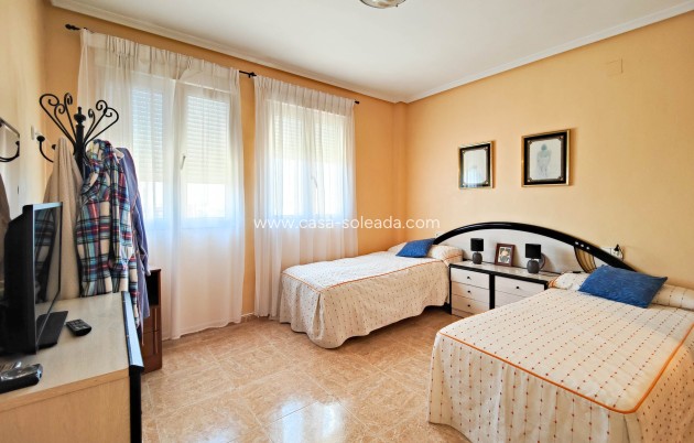 Herverkoop - Villa - Torrevieja