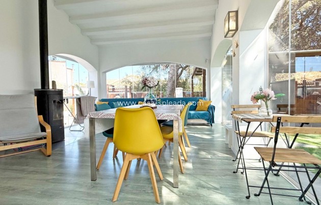 Resale - Villa - Orihuela Costa - Punta Prima