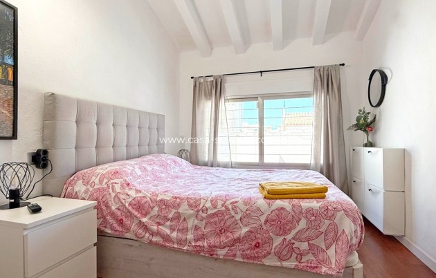 Resale - Villa - Orihuela Costa - Punta Prima