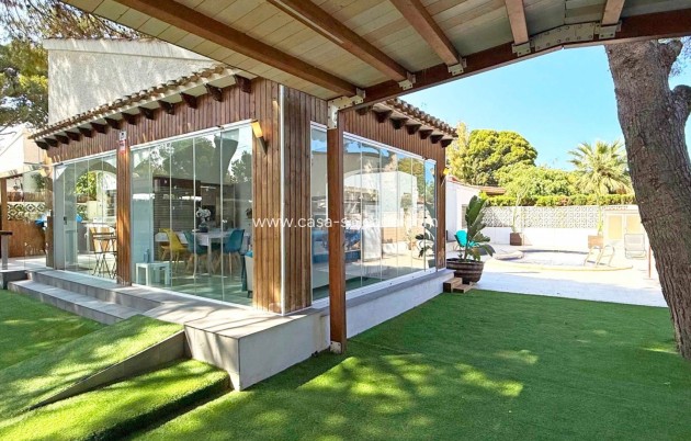 Resale - Villa - Orihuela Costa - Punta Prima