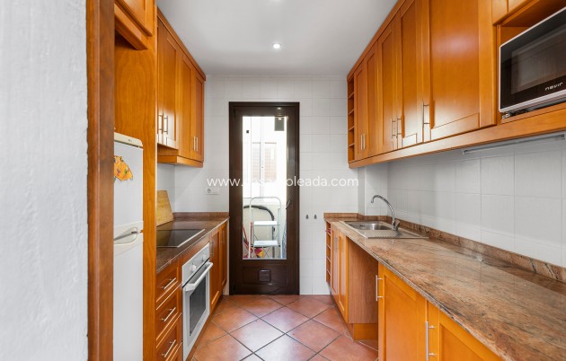 Resale - Apartment / flat - Torrevieja - Costa Blanca
