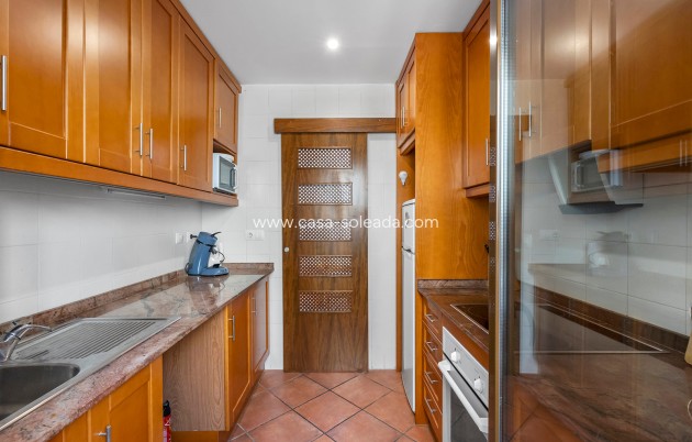 Resale - Apartment / flat - Torrevieja - Costa Blanca