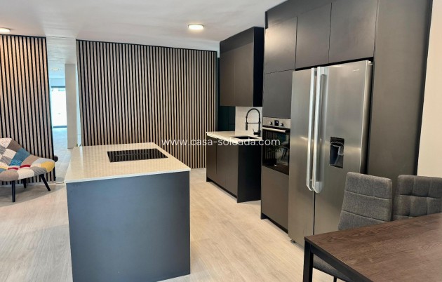 Resale - Apartment / flat - Torrevieja - Costa Blanca