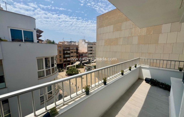 Resale - Apartment / flat - Torrevieja - Costa Blanca