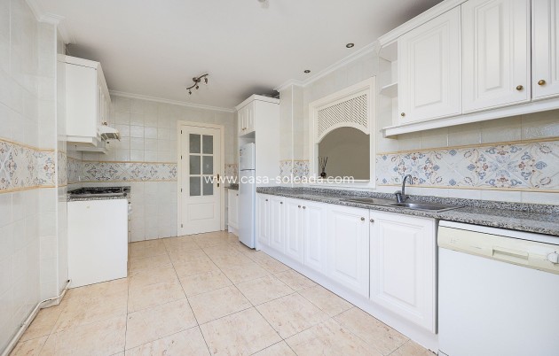 Resale - Apartment / flat - Orihuela Costa - Costa Blanca