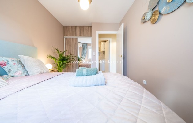 Resale - Apartment / flat - Torrevieja - Costa Blanca