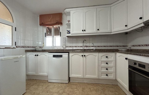 Resale - Apartment / flat - La Mata - Costa Blanca