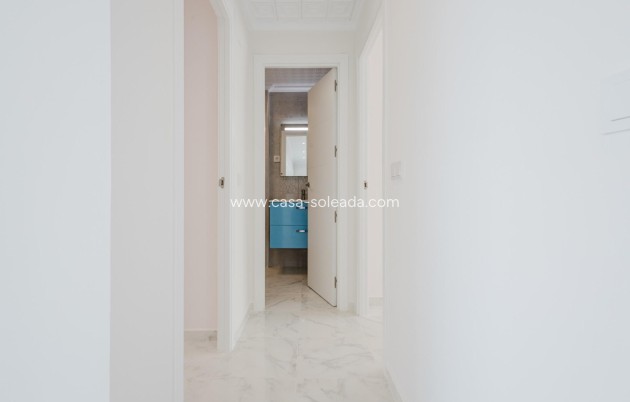 Resale - Apartment / flat - Torrevieja - Acequion