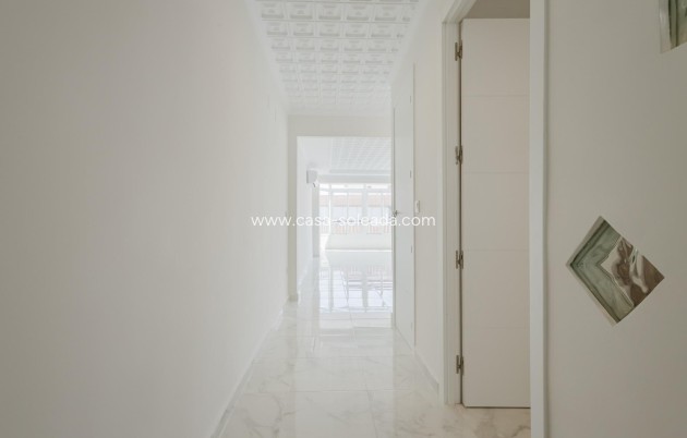 Resale - Apartment / flat - Torrevieja - Acequion