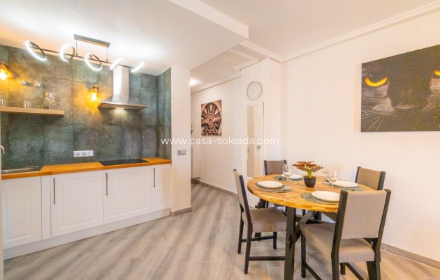 Reventa - Apartamento / piso - Torrevieja - Center