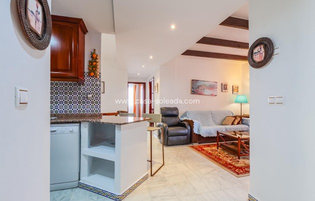 Resale - Apartment / flat - Torrevieja - Los Frutales