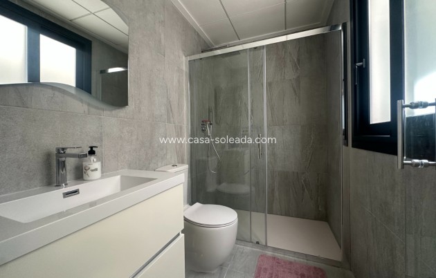 Resale - Villa - San Miguel de Salinas - Inland