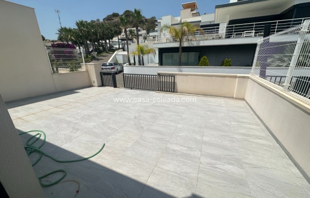 Resale - Villa - San Miguel de Salinas - Inland