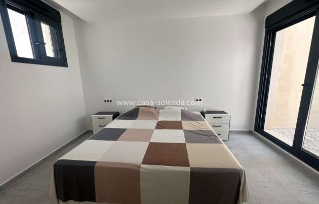 Resale - Villa - San Miguel de Salinas - Inland