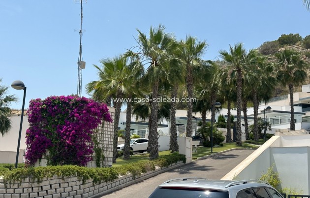 Resale - Villa - San Miguel de Salinas - Inland