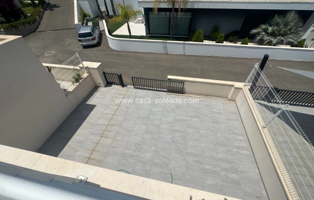 Resale - Villa - San Miguel de Salinas - Inland
