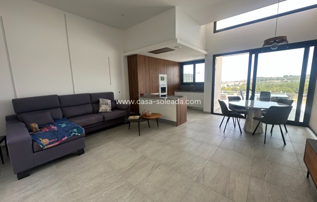 Resale - Villa - San Miguel de Salinas - Inland