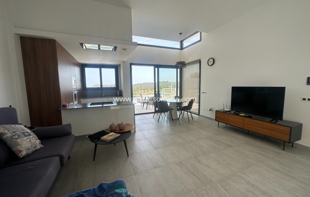 Resale - Villa - San Miguel de Salinas - Inland