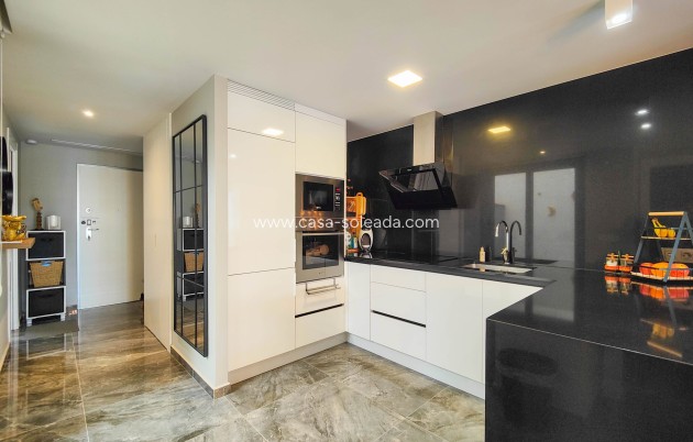 Resale - Apartment / flat - Orihuela Costa - Costa Blanca