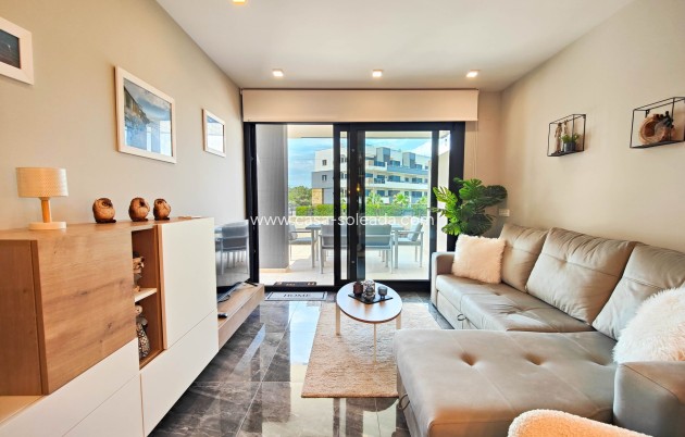 Resale - Apartment / flat - Orihuela Costa - Costa Blanca