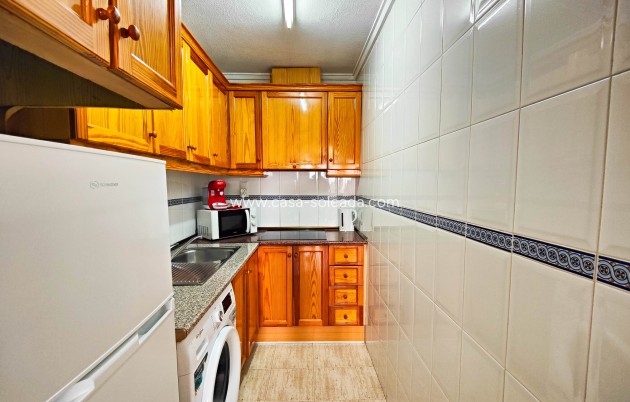 Resale - Apartment / flat - Torrevieja - Costa Blanca