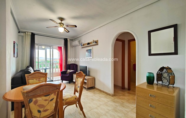 Resale - Apartment / flat - Torrevieja - Costa Blanca