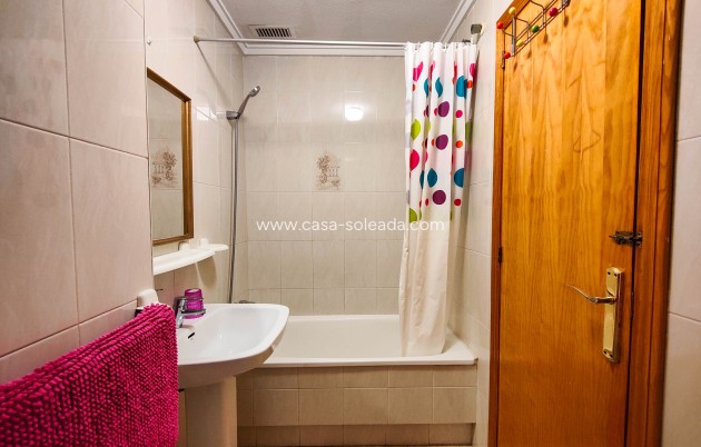 Resale - Apartment / flat - Torrevieja - Costa Blanca