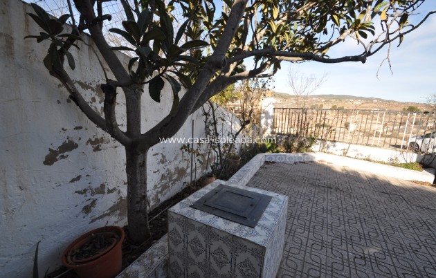Resale - Country Property/Finca - Pinoso - Inland