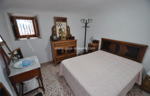 Resale - Country Property/Finca - Pinoso - Inland