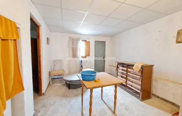 Resale - Country Property/Finca - Pinoso - Inland