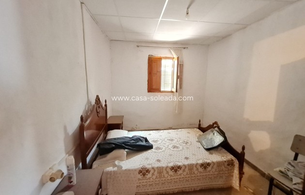 Resale - Country Property/Finca - Pinoso - Inland