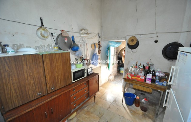 Resale - Country Property/Finca - Pinoso - Inland