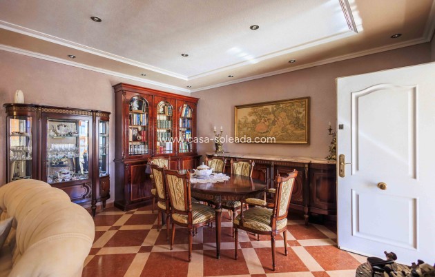 Revente - Villa - Orihuela Costa - Costa Blanca