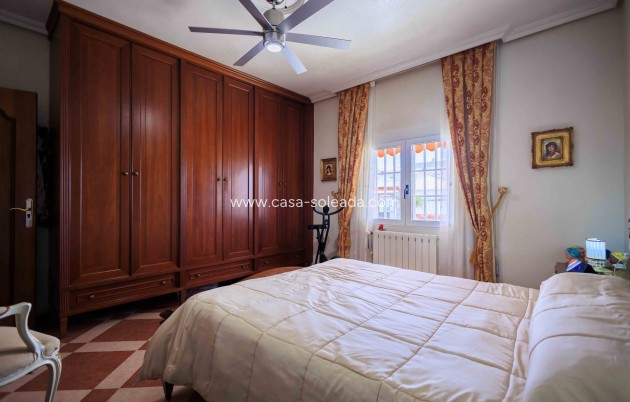 Revente - Villa - Orihuela Costa - Costa Blanca