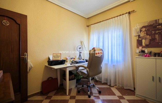 Revente - Villa - Orihuela Costa - Costa Blanca