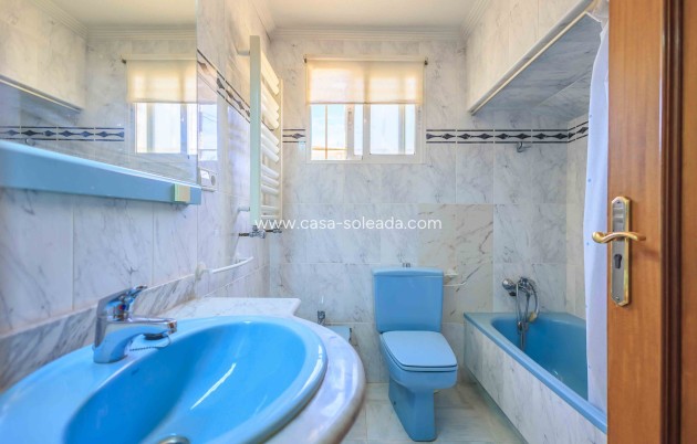 Revente - Villa - Orihuela Costa - Costa Blanca