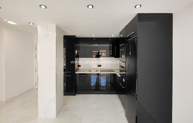 Resale - Apartment / flat - Orihuela Costa - Costa Blanca