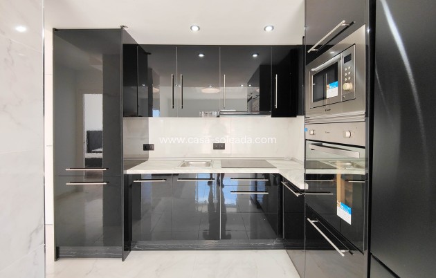 Resale - Apartment / flat - Orihuela Costa - Costa Blanca