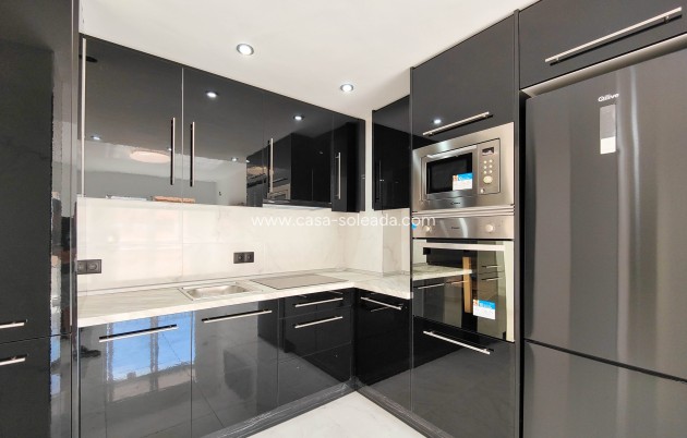 Resale - Apartment / flat - Orihuela Costa - Costa Blanca