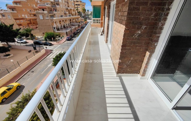 Resale - Apartment / flat - Orihuela Costa - Costa Blanca