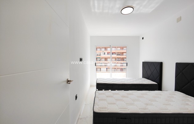 Resale - Apartment / flat - Orihuela Costa - Costa Blanca