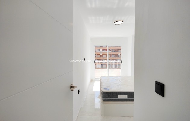 Resale - Apartment / flat - Orihuela Costa - Costa Blanca