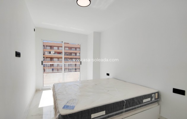 Resale - Apartment / flat - Orihuela Costa - Costa Blanca