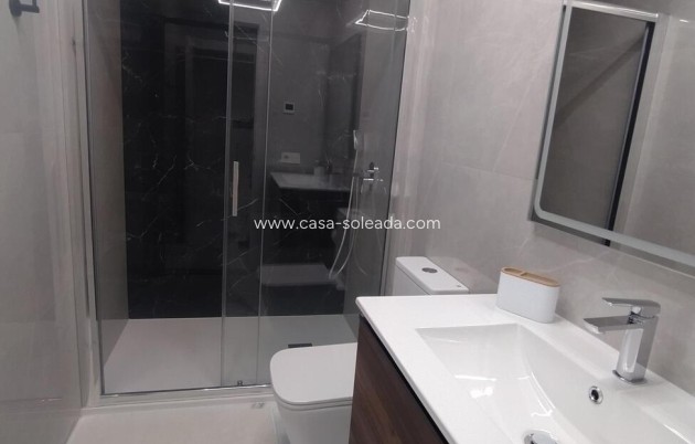 Wiederverkauf - Wohnung - Torrevieja - Playa del Cura