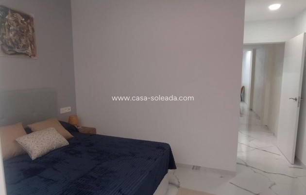 Wiederverkauf - Wohnung - Torrevieja - Playa del Cura