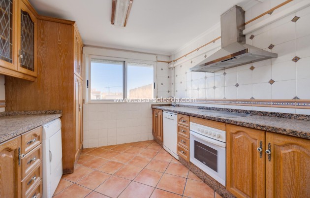 Resale - Apartment / flat - Torrevieja - Costa Blanca